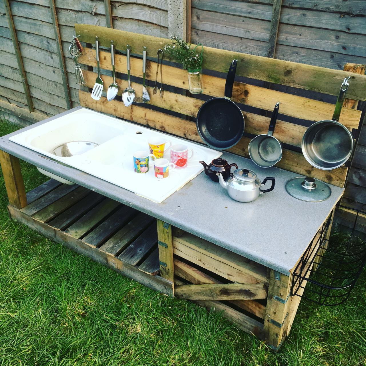 Diy mud kitchen